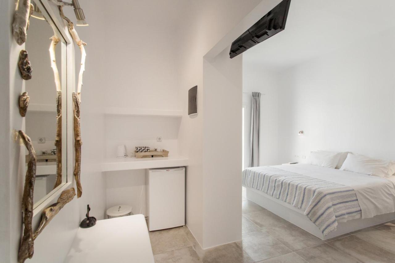 Irini Rooms เนาซา ภายนอก รูปภาพ