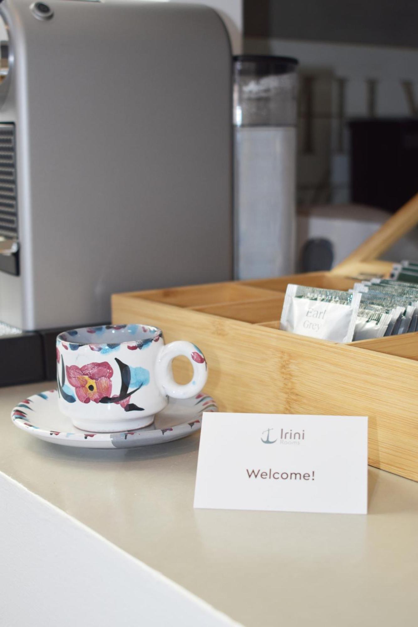 Irini Rooms เนาซา ภายนอก รูปภาพ